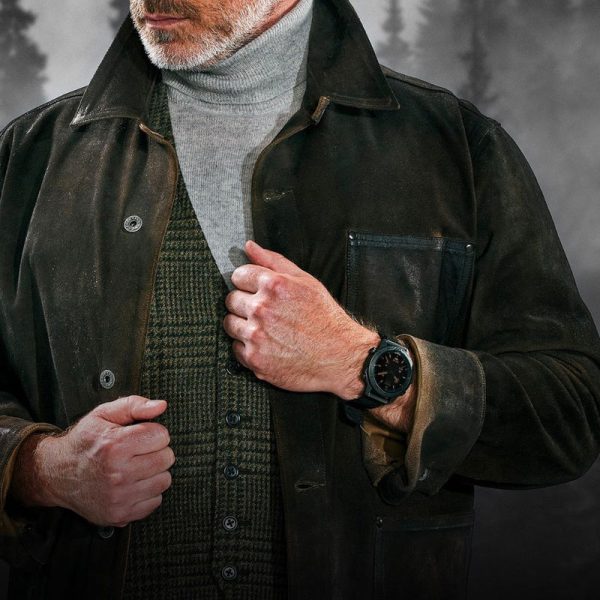 Умные часы Garmin Marq Commander (Gen 2) — Carbon Edition